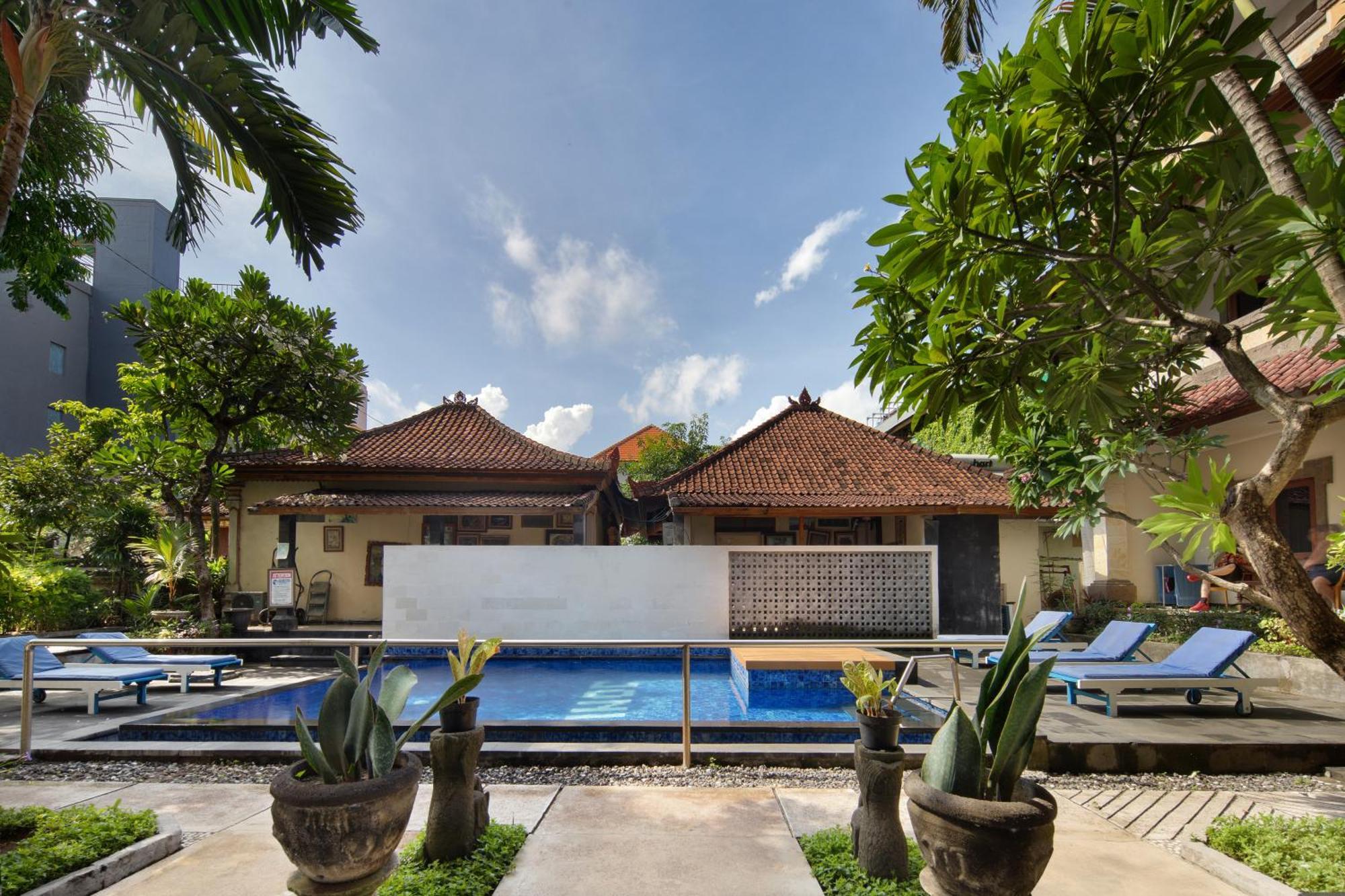 Legian Village Beach Resort - Chse Certified Exteriér fotografie
