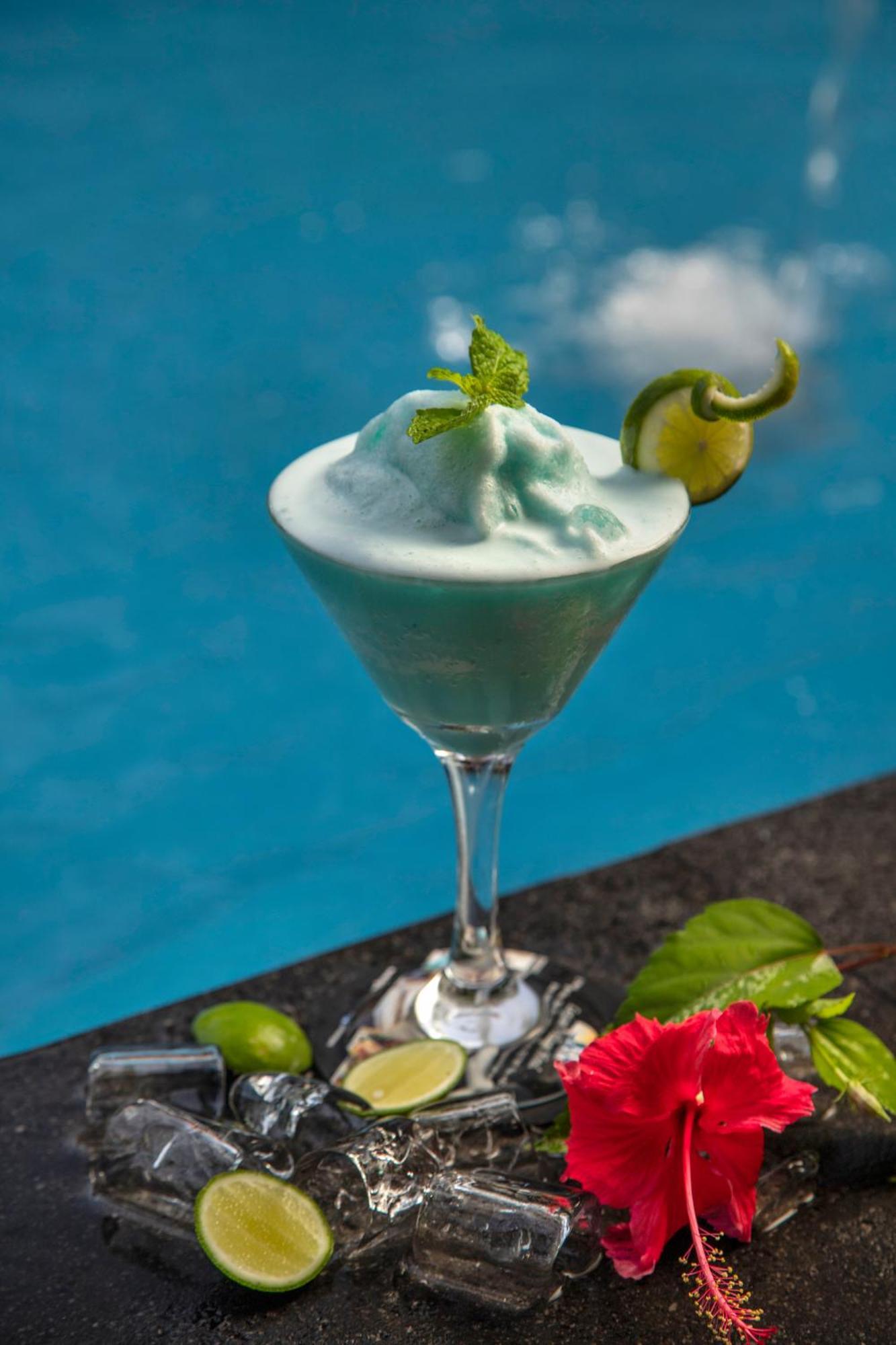 Legian Village Beach Resort - Chse Certified Exteriér fotografie