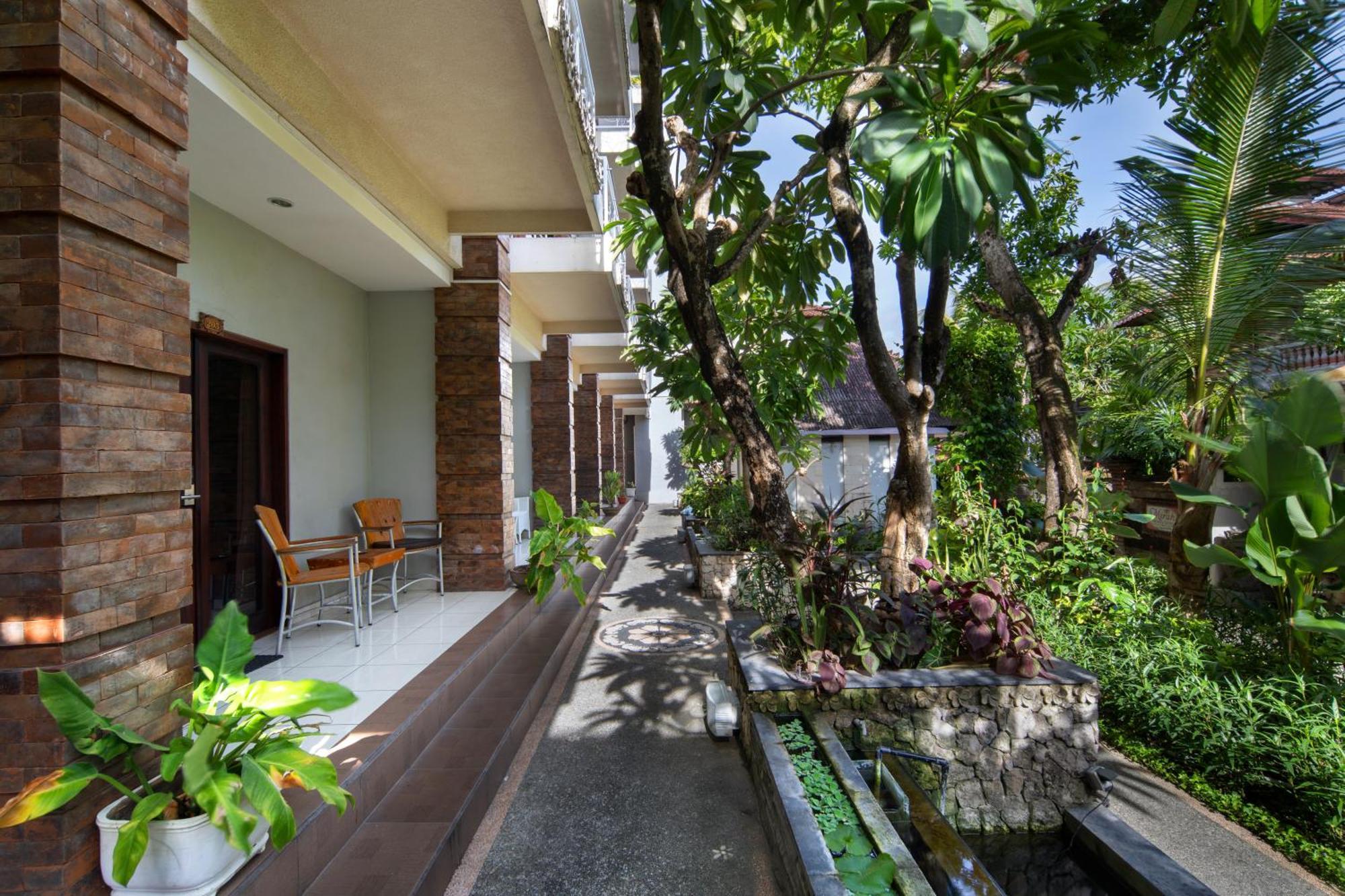 Legian Village Beach Resort - Chse Certified Exteriér fotografie